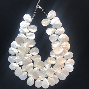 Capiz Shell Bob Necklace